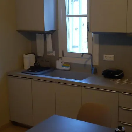 アパート Kotronas Residence