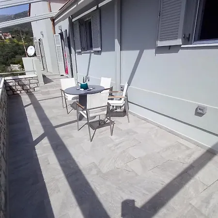 Laconian Collection Apartment Kotronas