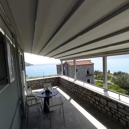 Kotronas Residence *